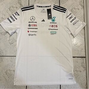 New Adidas Mercedes AMG Petronas Formula One Driver Jersey Men’s Sz Large JX5798